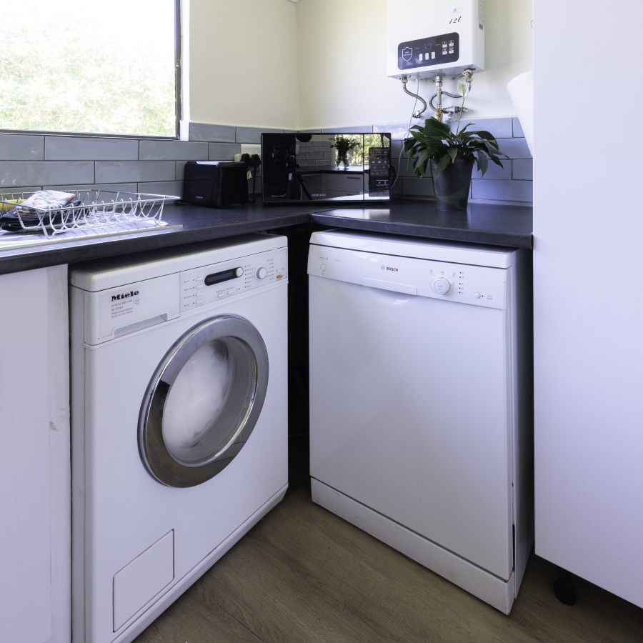 To Let 2 Bedroom Property for Rent in Fish Hoek Western Cape